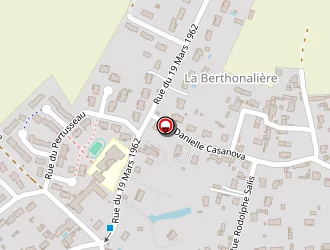 Carte de Optic 2000 F.etienne Indépt à Poitiers