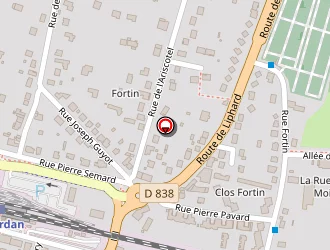 Carte de Ecole Maternelle Alliés à Dourdan